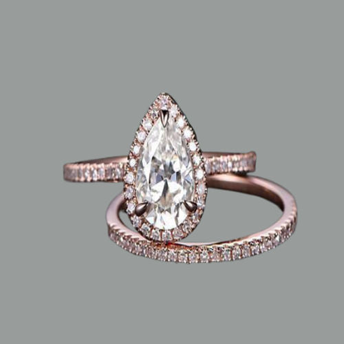 Round Cut Six Claw Moissanite Engagement Ring